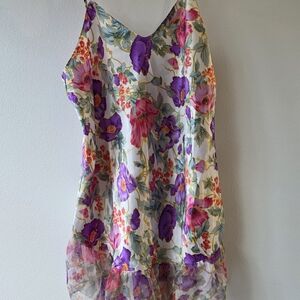 Floral Slip Chemise -👀BUNDLE AND SAVE🥳